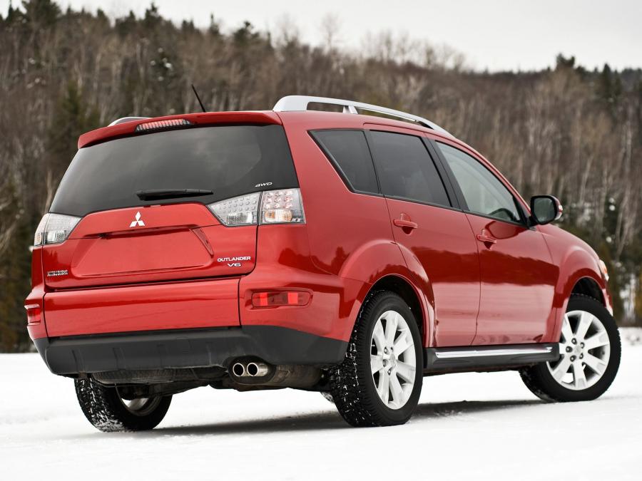  Mitsubishi Outlander 2009 года  (US) (фото 28 из 41)